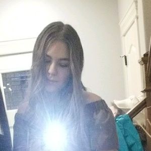 Meet your Posher, Viky